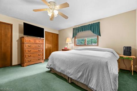 7075 Big Creek Parkway Middleburg Heights OH 44130