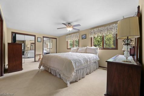 7075 Big Creek Parkway Middleburg Heights OH 44130