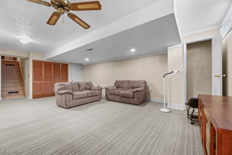 7075 Big Creek Parkway Middleburg Heights OH 44130