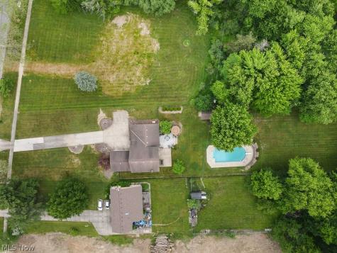 7075 Big Creek Parkway Middleburg Heights OH 44130