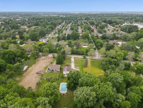 7075 Big Creek Parkway Middleburg Heights OH 44130