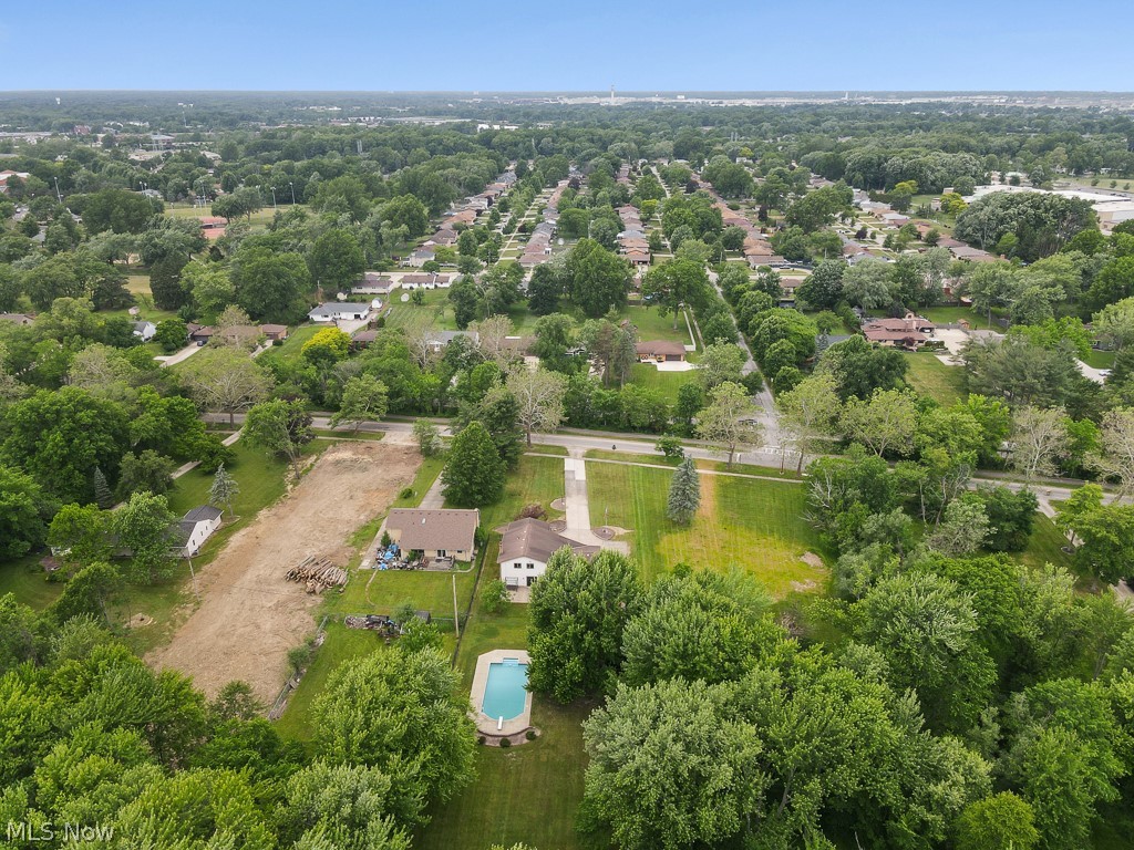 7075 Big Creek Parkway Middleburg Heights OH 44130