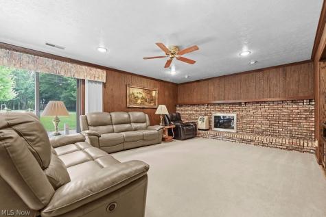 7075 Big Creek Parkway Middleburg Heights OH 44130