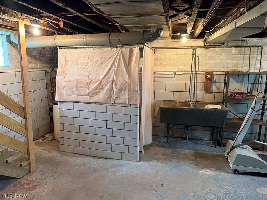 203 Bridge Street Minerva OH 44657