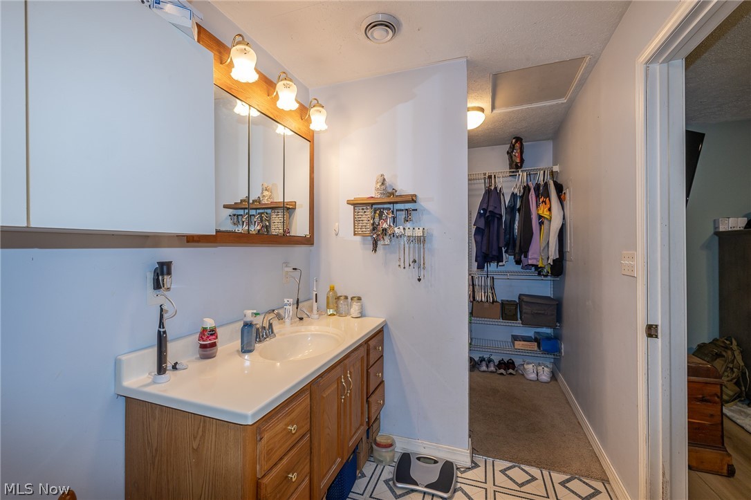 33709 Brokaw Road Columbia Station OH 44028