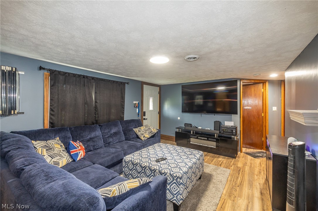 33709 Brokaw Road Columbia Station OH 44028
