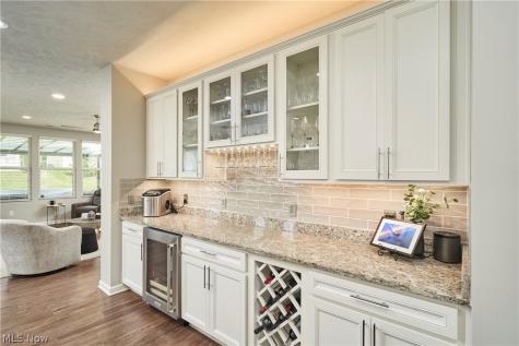 527 Arbor Lane Copley OH 44321