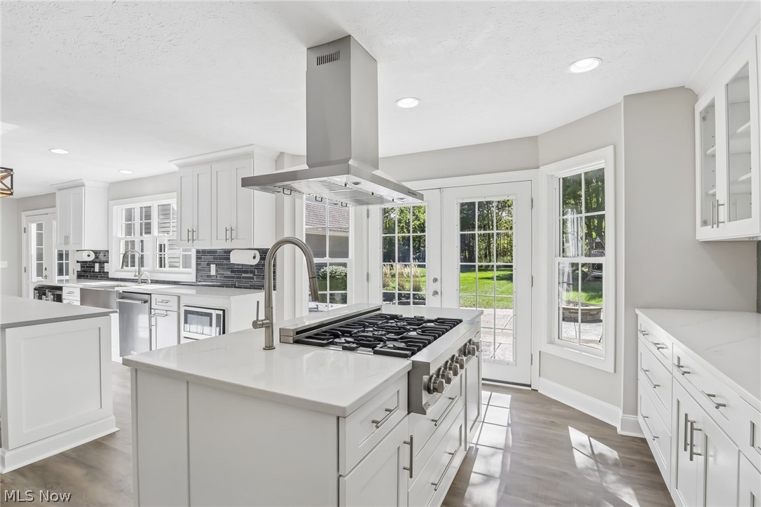 27473 Dellwood Drive Westlake OH 44145