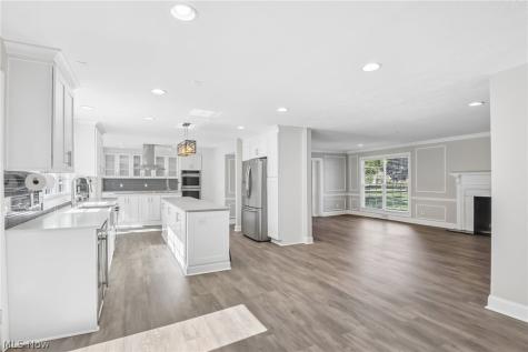 27473 Dellwood Drive Westlake OH 44145