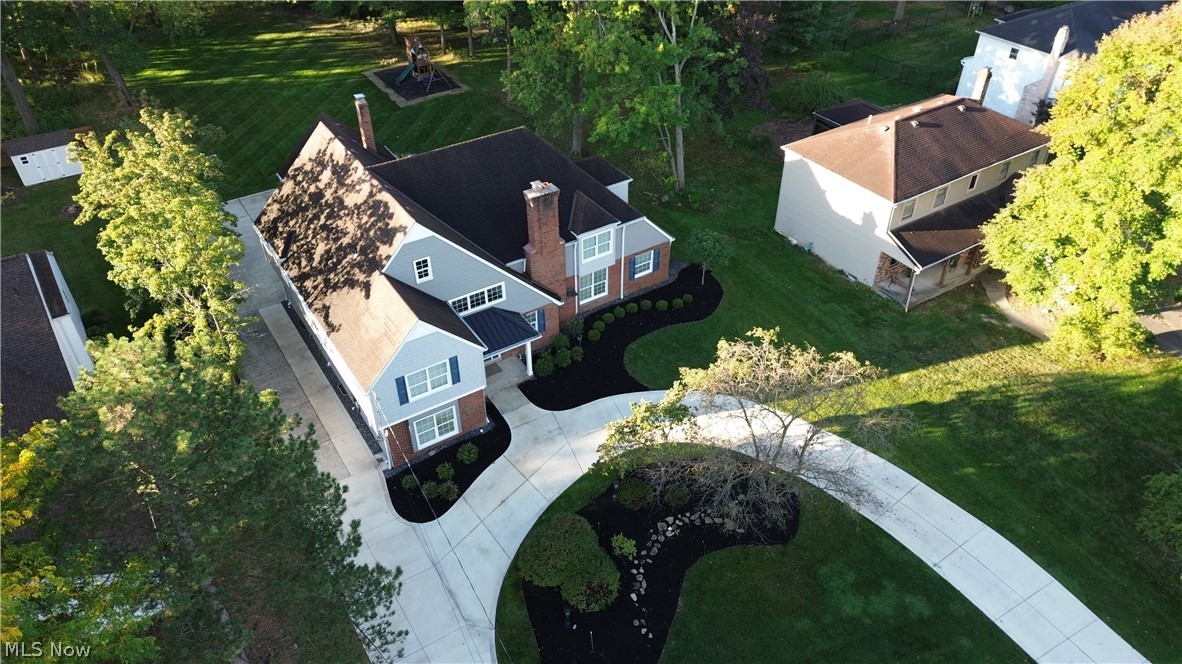 27473 Dellwood Drive Westlake OH 44145