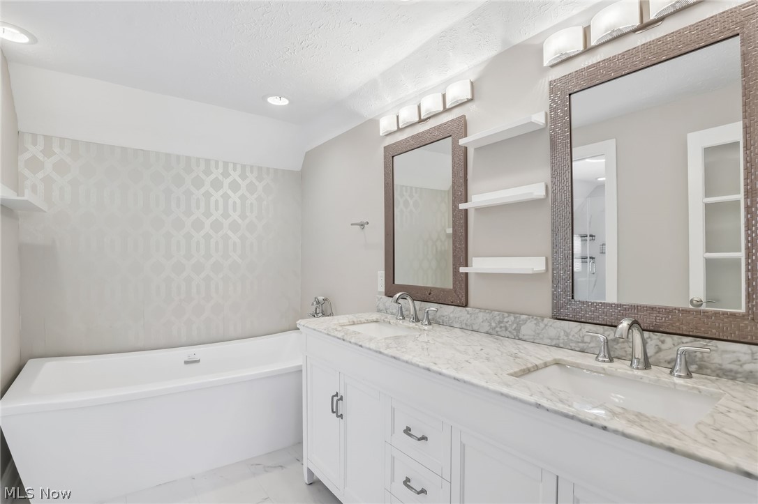 27473 Dellwood Drive Westlake OH 44145