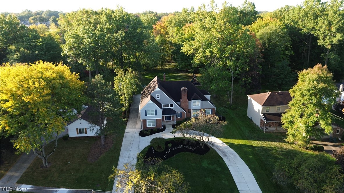 27473 Dellwood Drive Westlake OH 44145
