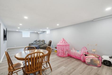 5460 Arlington Lane Parma OH 44134