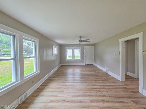 875 Cameron Avenue Youngstown OH 44502