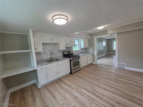 875 Cameron Avenue Youngstown OH 44502