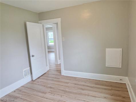 875 Cameron Avenue Youngstown OH 44502