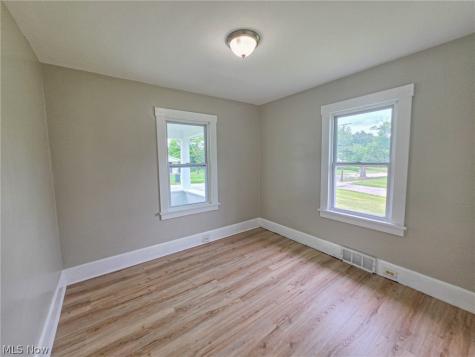 875 Cameron Avenue Youngstown OH 44502