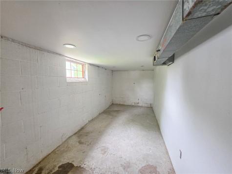 875 Cameron Avenue Youngstown OH 44502