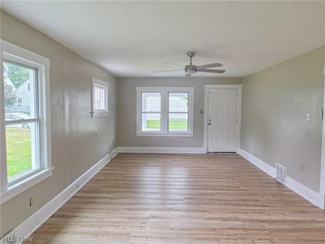 875 Cameron Avenue Youngstown OH 44502