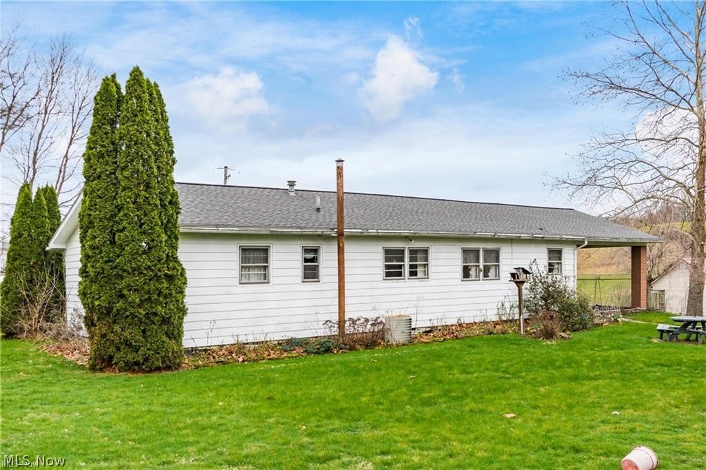 2419 Chandlersville Road Zanesville OH 43701