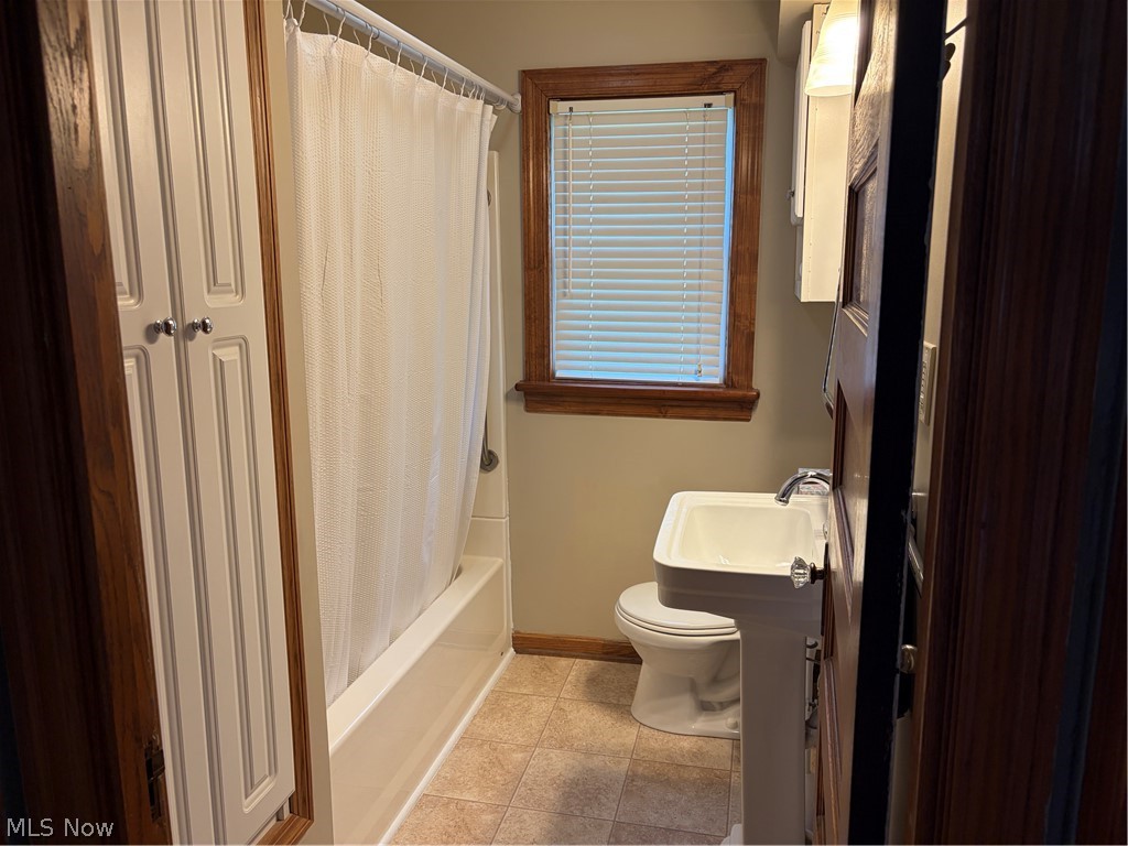 1414 Denman Avenue Coshocton OH 43812