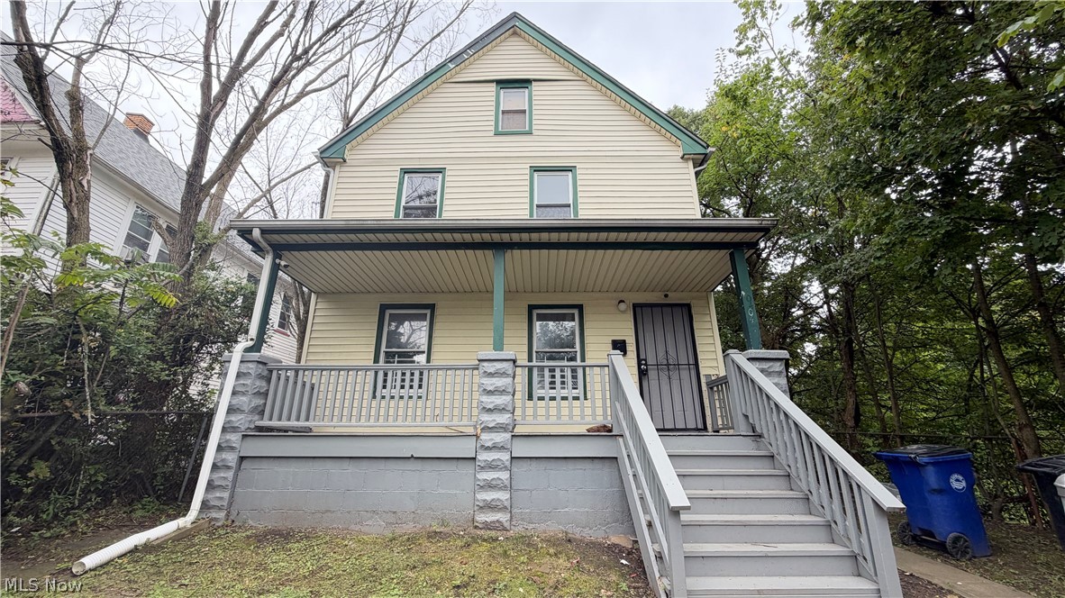 10404 Grandview Avenue Cleveland OH 44104