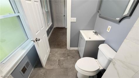 10404 Grandview Avenue Cleveland OH 44104