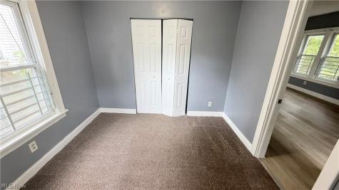 10404 Grandview Avenue Cleveland OH 44104