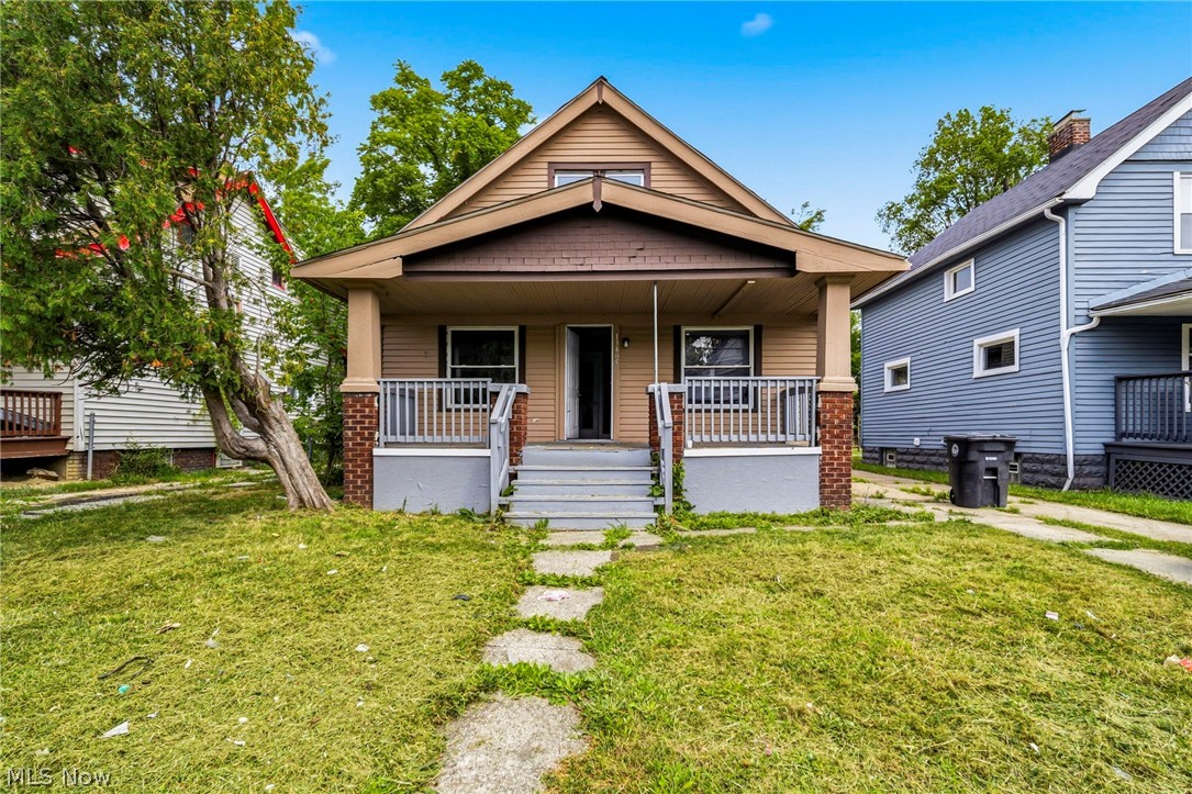 13405 Bartlett Avenue Cleveland OH 44120