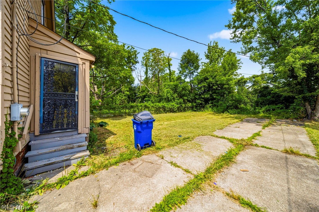 13405 Bartlett Avenue Cleveland OH 44120
