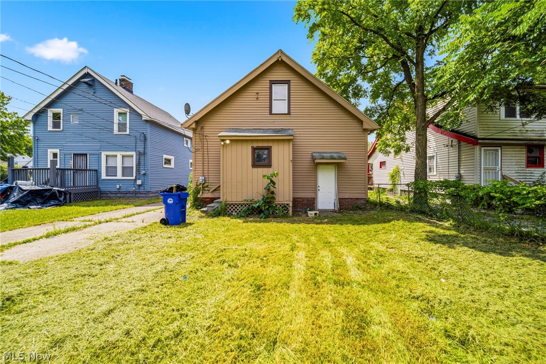 13405 Bartlett Avenue Cleveland OH 44120