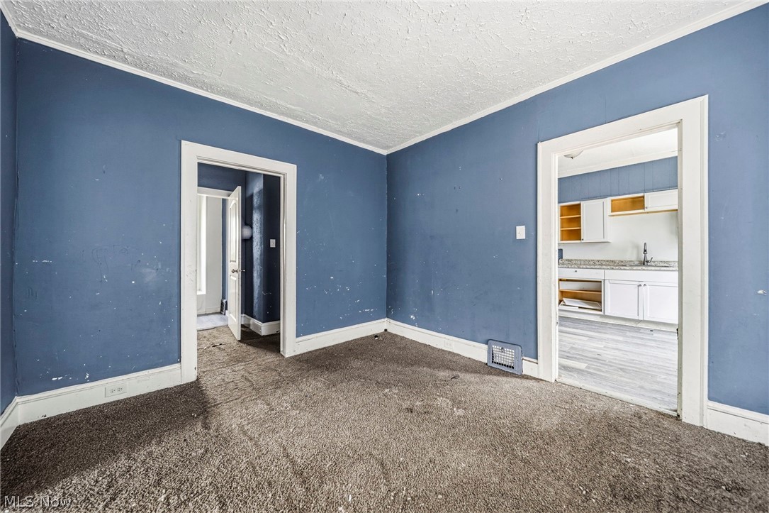 13405 Bartlett Avenue Cleveland OH 44120