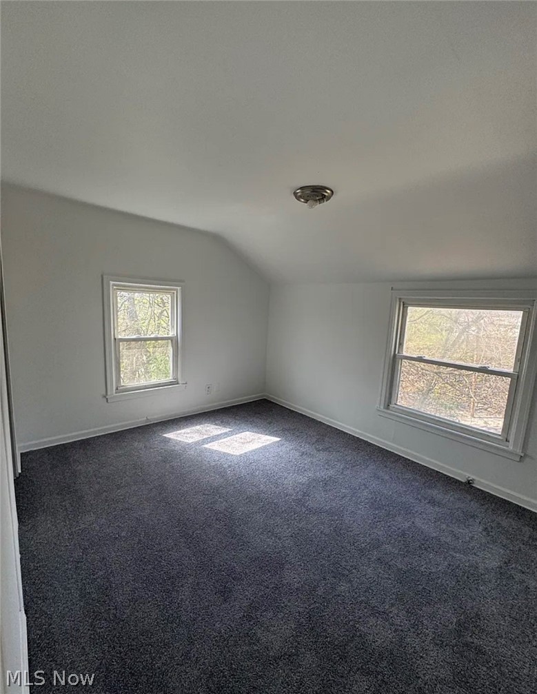 1102 Tonawanda Avenue Akron OH 44305