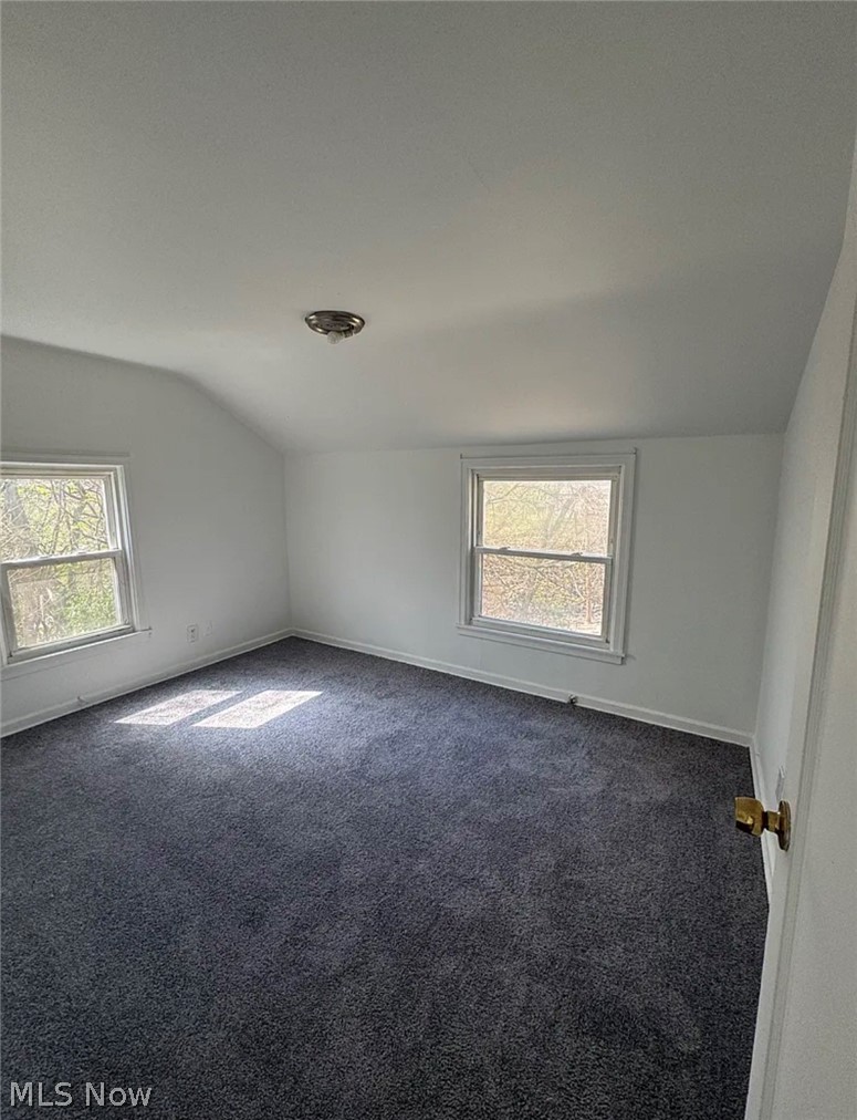 1102 Tonawanda Avenue Akron OH 44305