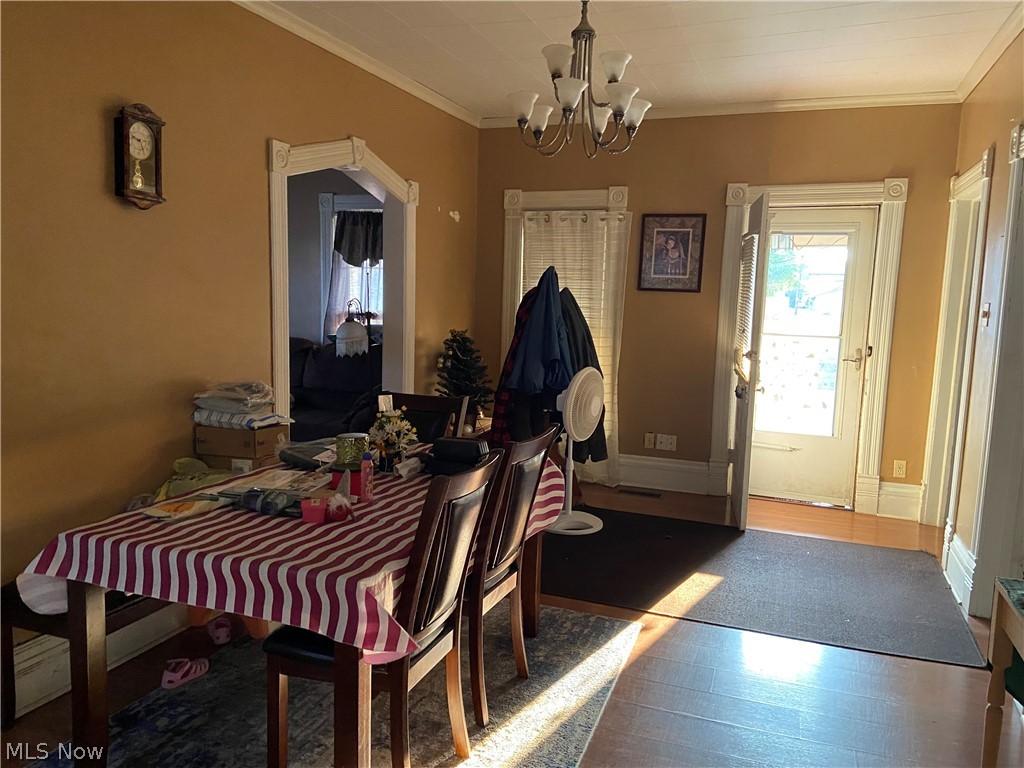 353 S River Street Newcomerstown OH 43832