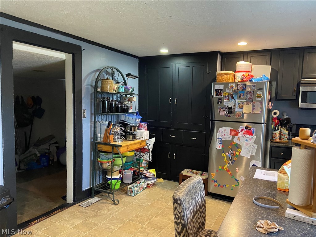 353 S River Street Newcomerstown OH 43832