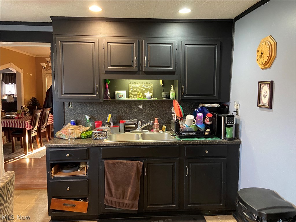 353 S River Street Newcomerstown OH 43832