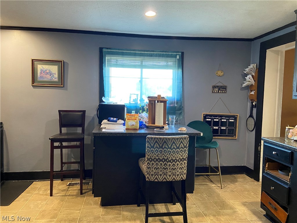 353 S River Street Newcomerstown OH 43832