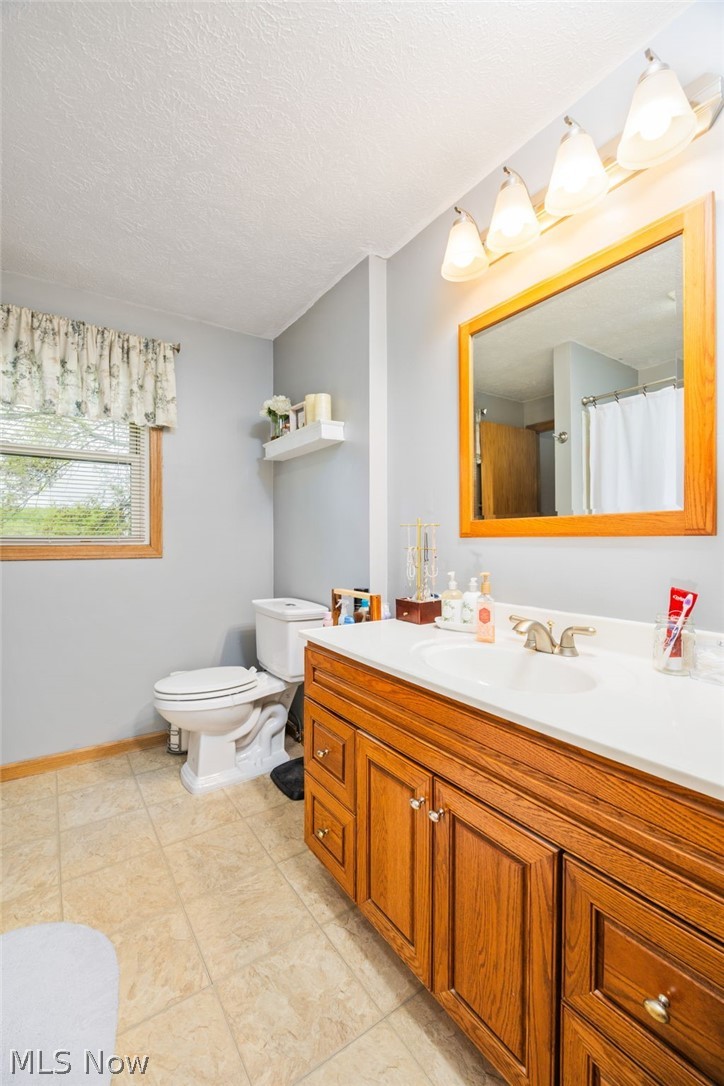291 Co Road 2000 Jeromesville OH 44840