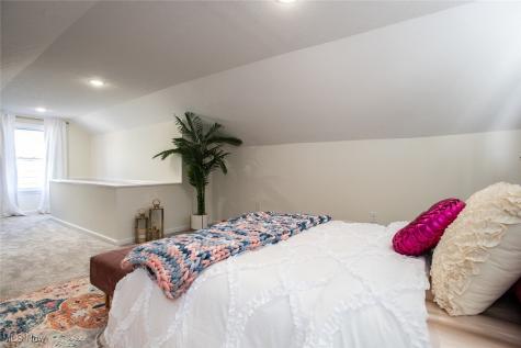 478 Huntmere Drive Bay Village OH 44140