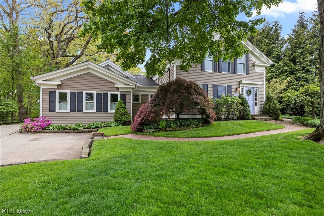 25547 Lake Road Bay Village OH 44140