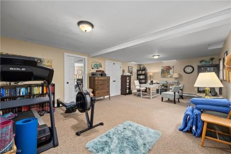 25547 Lake Road Bay Village OH 44140