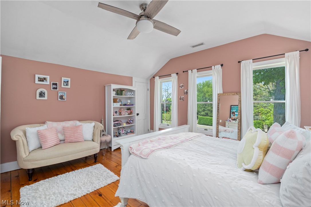 25547 Lake Road Bay Village OH 44140