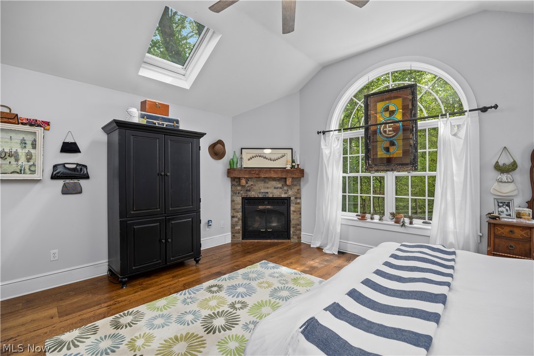 25547 Lake Road Bay Village OH 44140