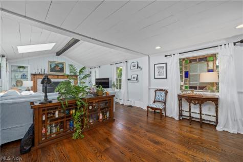 25547 Lake Road Bay Village OH 44140