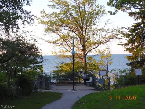 25547 Lake Road Bay Village OH 44140