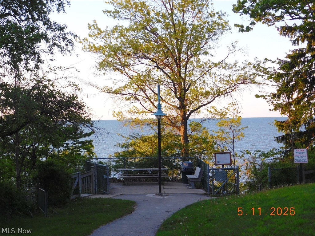 25547 Lake Road Bay Village OH 44140