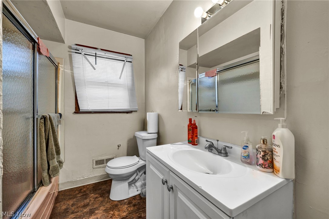 14001 Christine Avenue Cleveland OH 44105