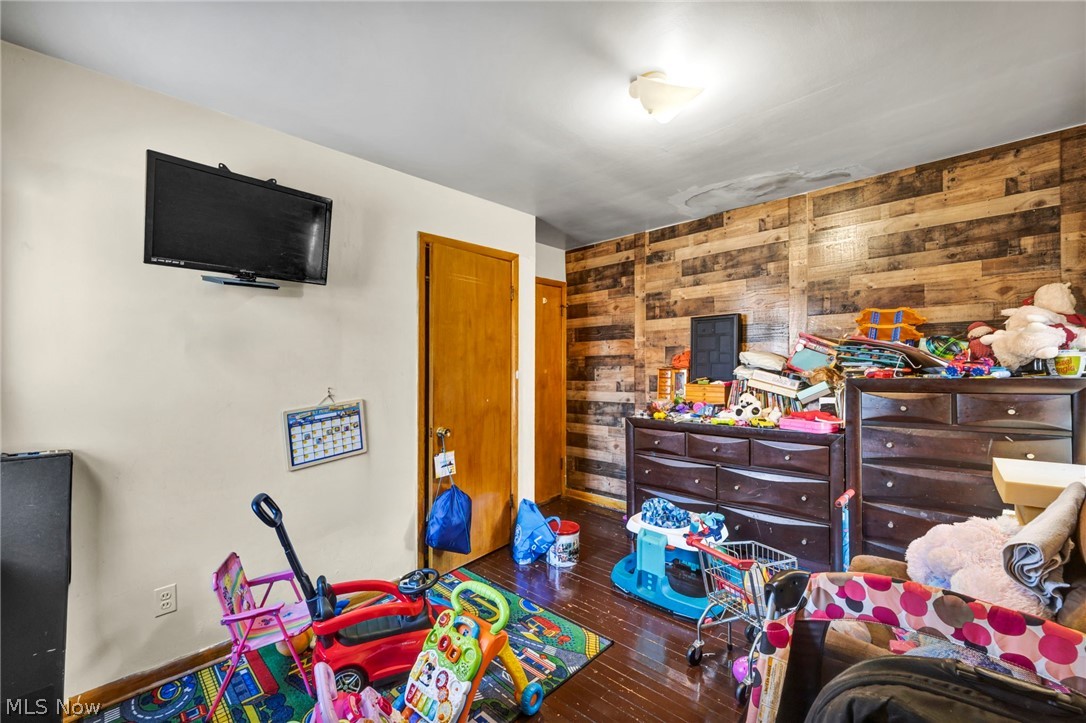 14001 Christine Avenue Cleveland OH 44105