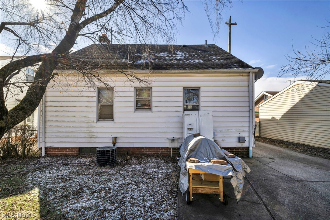 14001 Christine Avenue Cleveland OH 44105